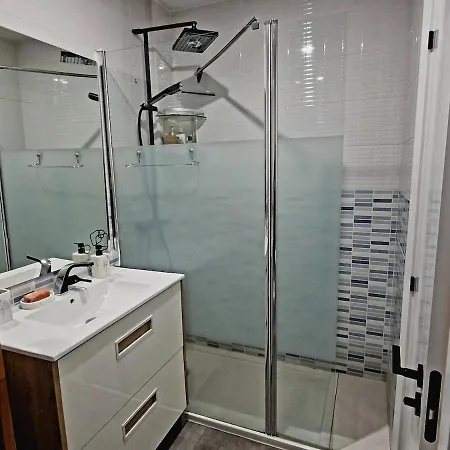 Instituto 28 Apartment *